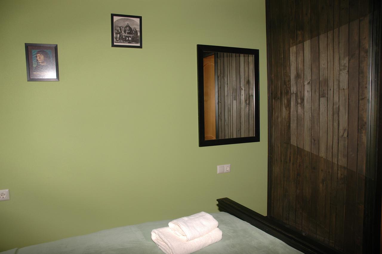 Guest House Lviv Bagian luar foto