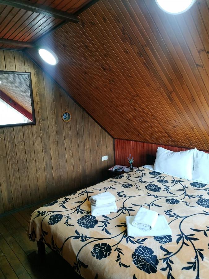 Guest House Lviv Bagian luar foto
